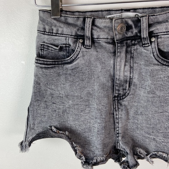 ✨3/$25✨ Refuge Denim High Rise Gray Jean Shorts - 0 - Picture 3 of 8
